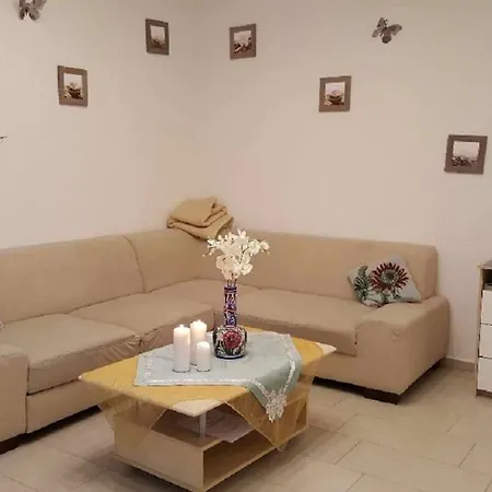 Apartment 3 *